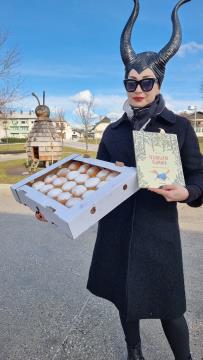 Ana in krofi_Pravljični Šumberk